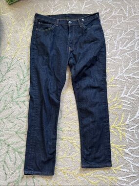 Levi’s 541 dark wash jeans 38 x 32“